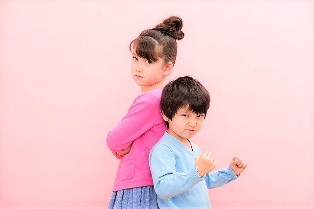 小学生の男の子同士の喧嘩は止めなくてもいい 男の子に喧嘩が必要な理由 花まるstory