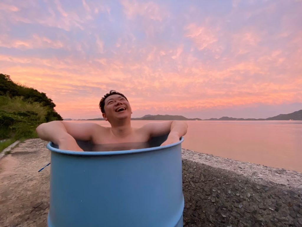 中学ドラム缶風呂 無人島レポート-2021初夏-】ドラム缶風呂③ | 花まるBLOG～花まるグループ公式ブログ～